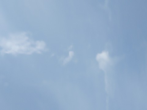 藍(lán)天白云
