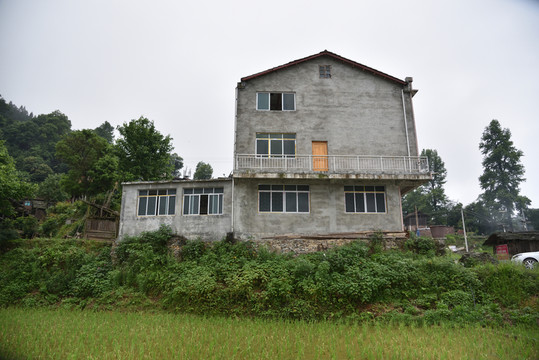 小磚房