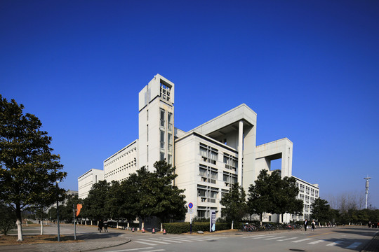 安徽大學(xué) 移軸攝影
