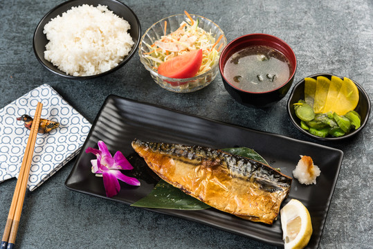 烤青花魚
