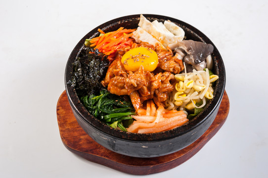 辣雞肉石鍋拌飯