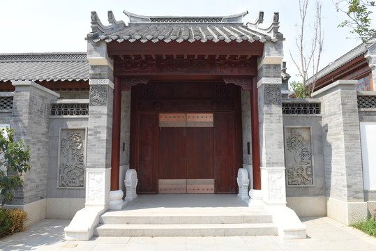 中式大院大門