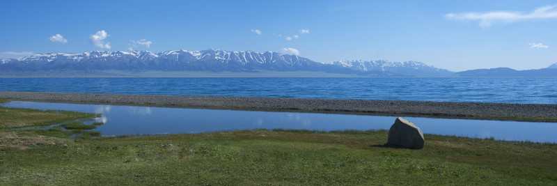 藍(lán)色湖泊