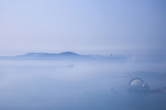 遠(yuǎn)山