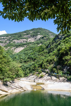 碧潭