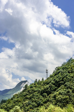 白云和大山