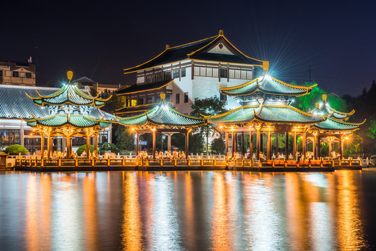 濠河夜景