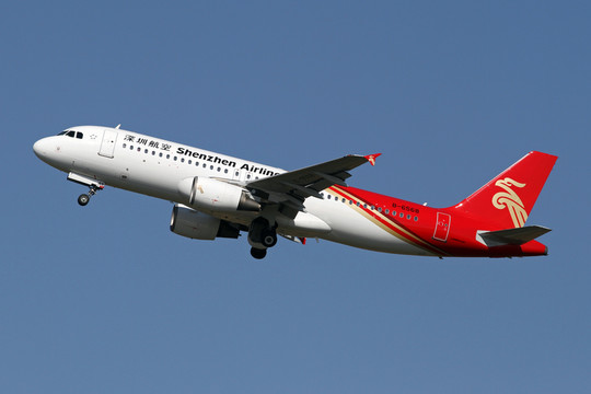 飛機起飛 深圳航空