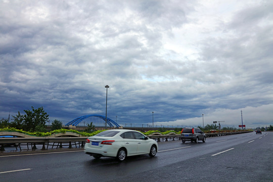 雨后烏云