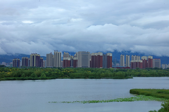 雨后烏云