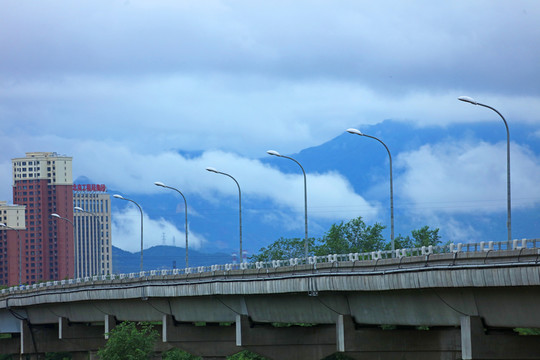 雨后烏云
