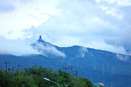 雨后烏云