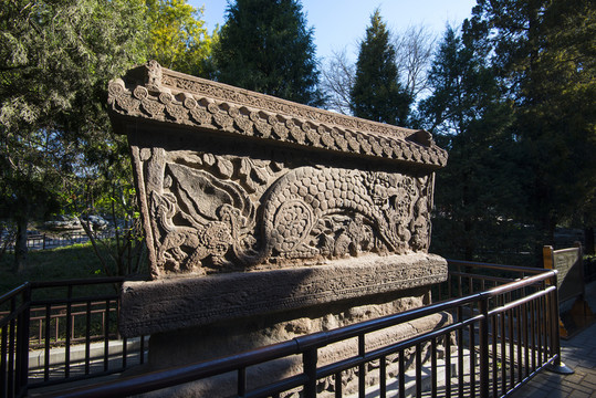 北京北海公園 鐵影壁