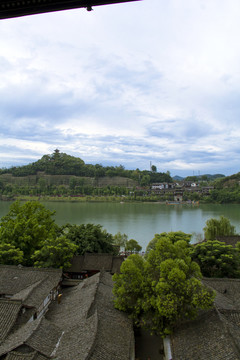閬中古城
