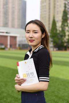 校園女學生