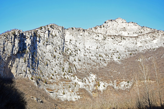 陡峭山崖高清圖片