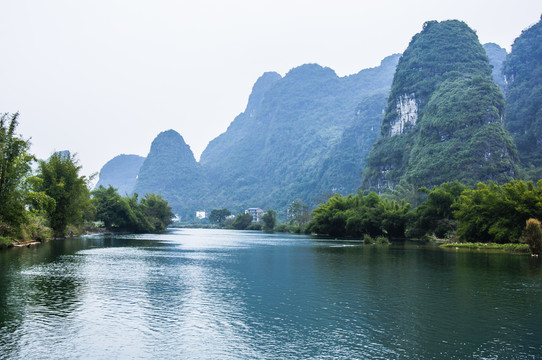 遇龍河風(fēng)光