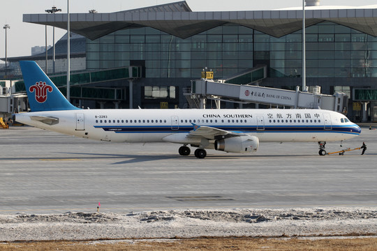 沈陽機(jī)場 中國南方航空 飛機(jī)