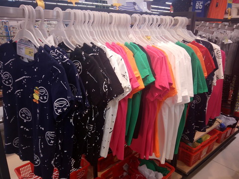 短袖服飾專賣店