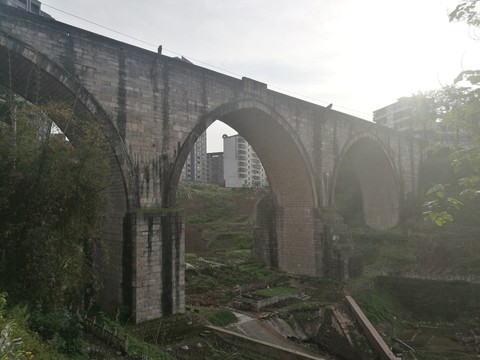 古橋