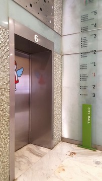 電梯口 樓層指引