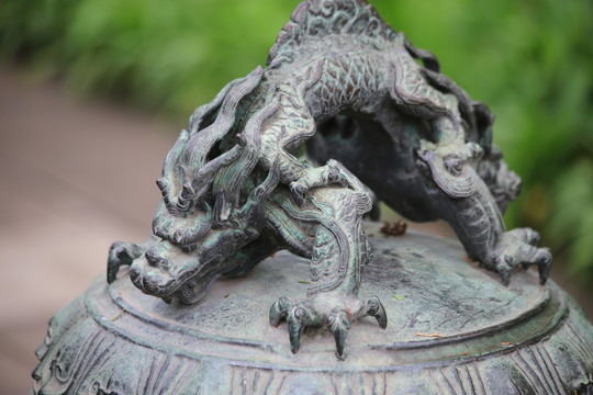 鐘鈕蒲牢