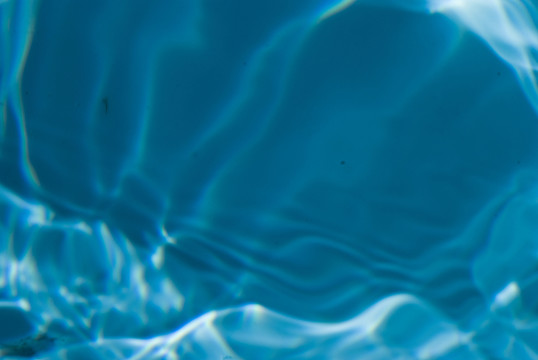 水波蕩漾