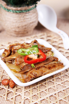 黑椒豬肚