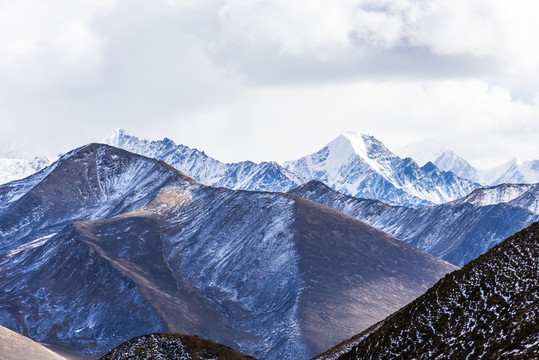 貢嘎雪山