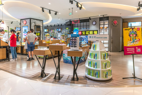 眼鏡店內(nèi)景