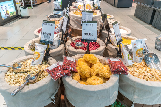 超市食品區(qū)