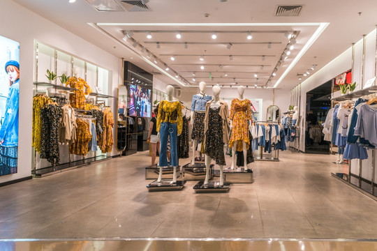 高檔女裝店