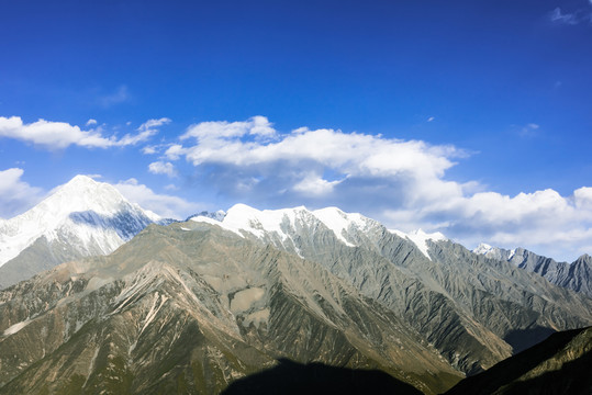 貢嘎雪山
