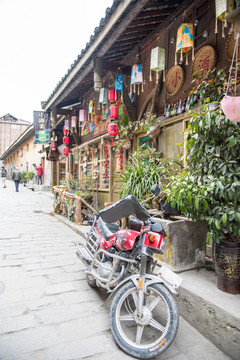 磨西古鎮(zhèn)街景