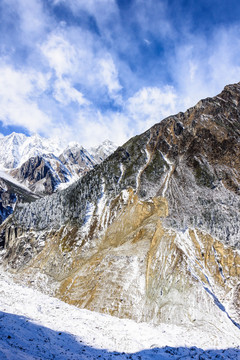 雪山美景