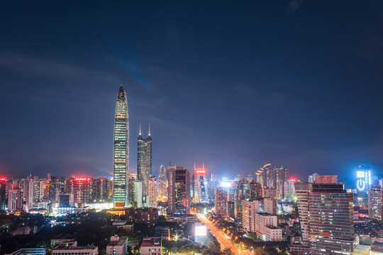 深圳市中心摩天大樓的天際線