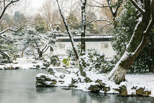 明孝陵景區(qū)雪景