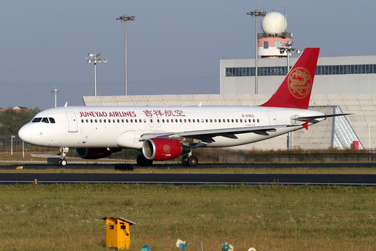 吉祥航空 飛機(jī)