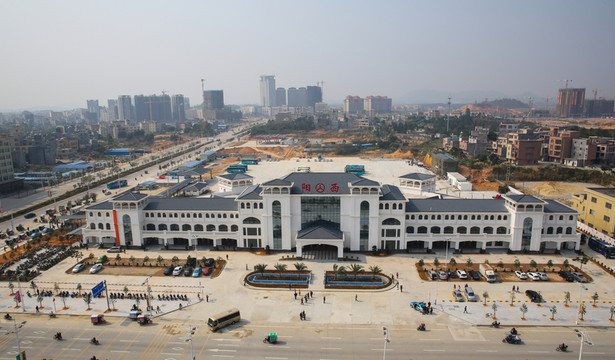 汽車站 迎賓路