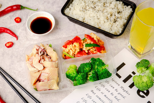 白斬雞套餐飯