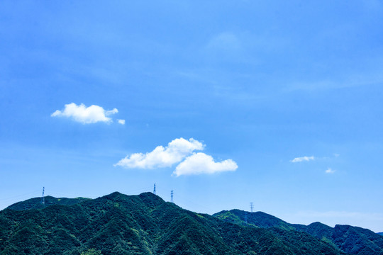 山巒起伏 群山連綿 山川