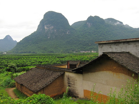 山區(qū)民居