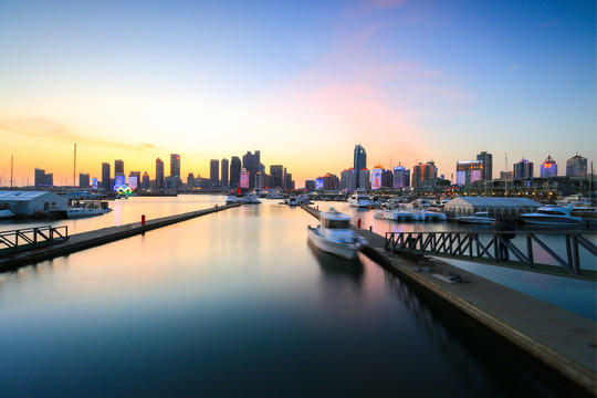 現(xiàn)代海濱城市