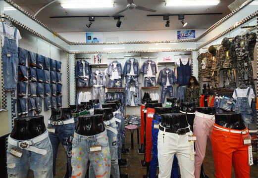 商場賣場服裝商場
