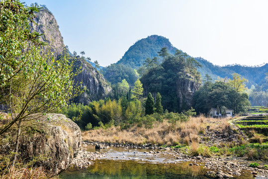 岩景区山水风光