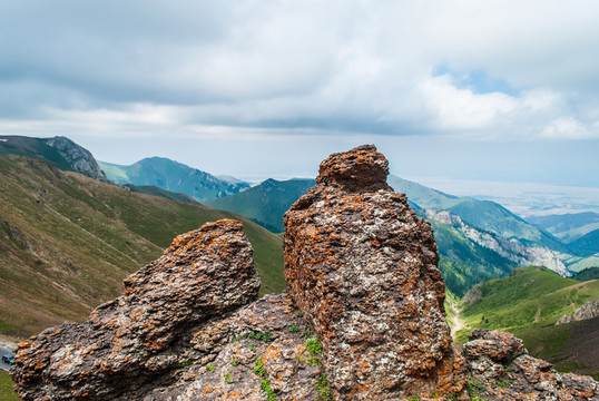 新疆天山山脈