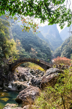 石拱橋