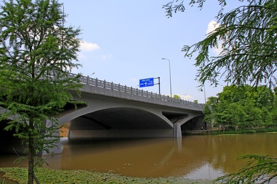 壁山秀湖公園