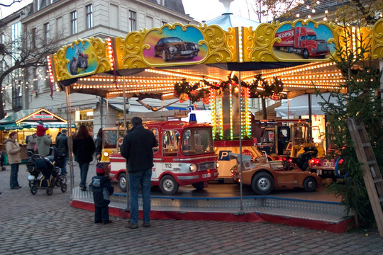 kinderkarussell 01