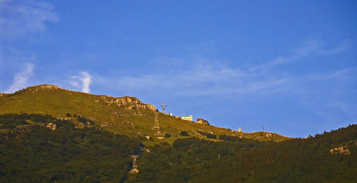 山